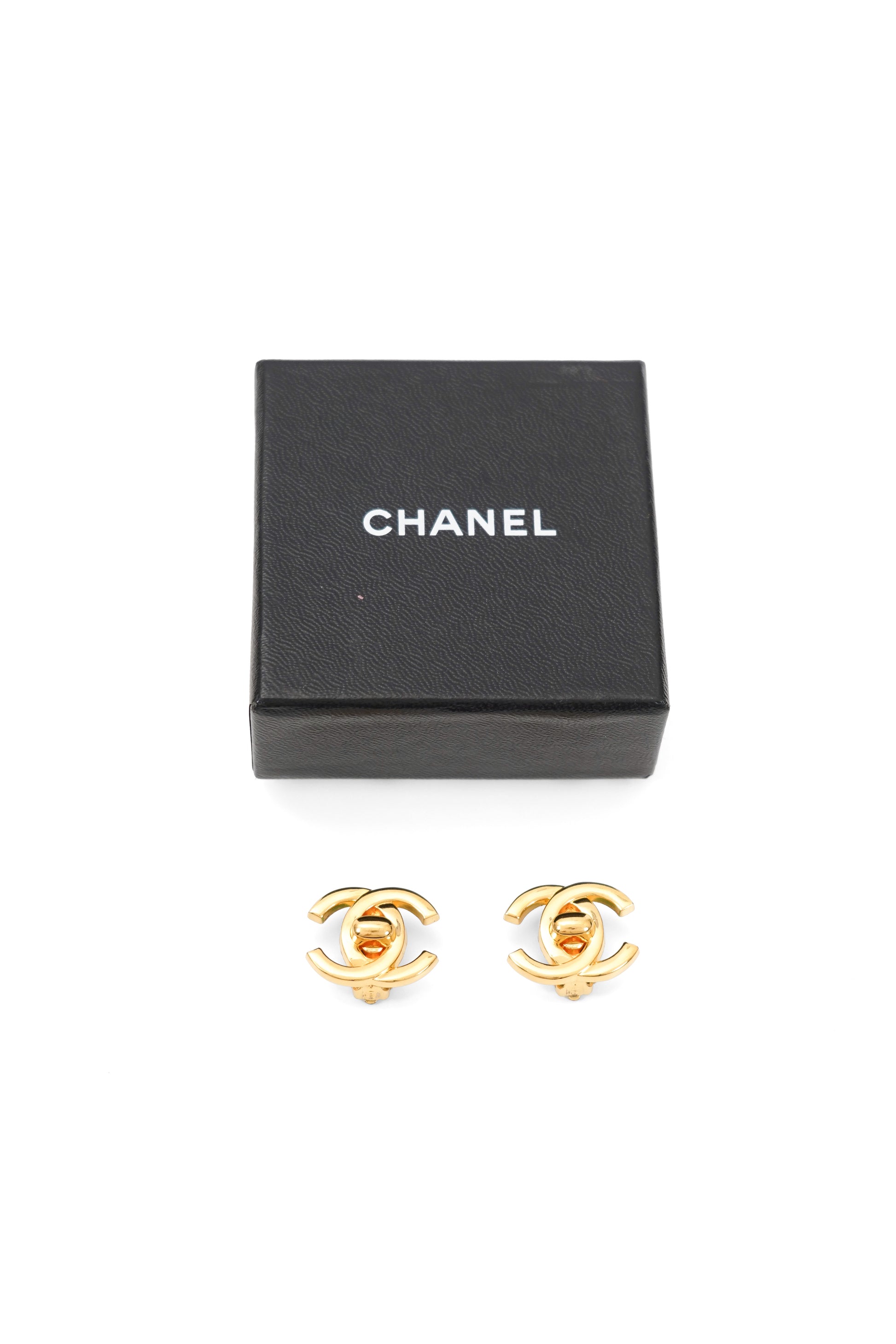 Vintage Chanel 1995 Gold-Plated Clip On Earrings