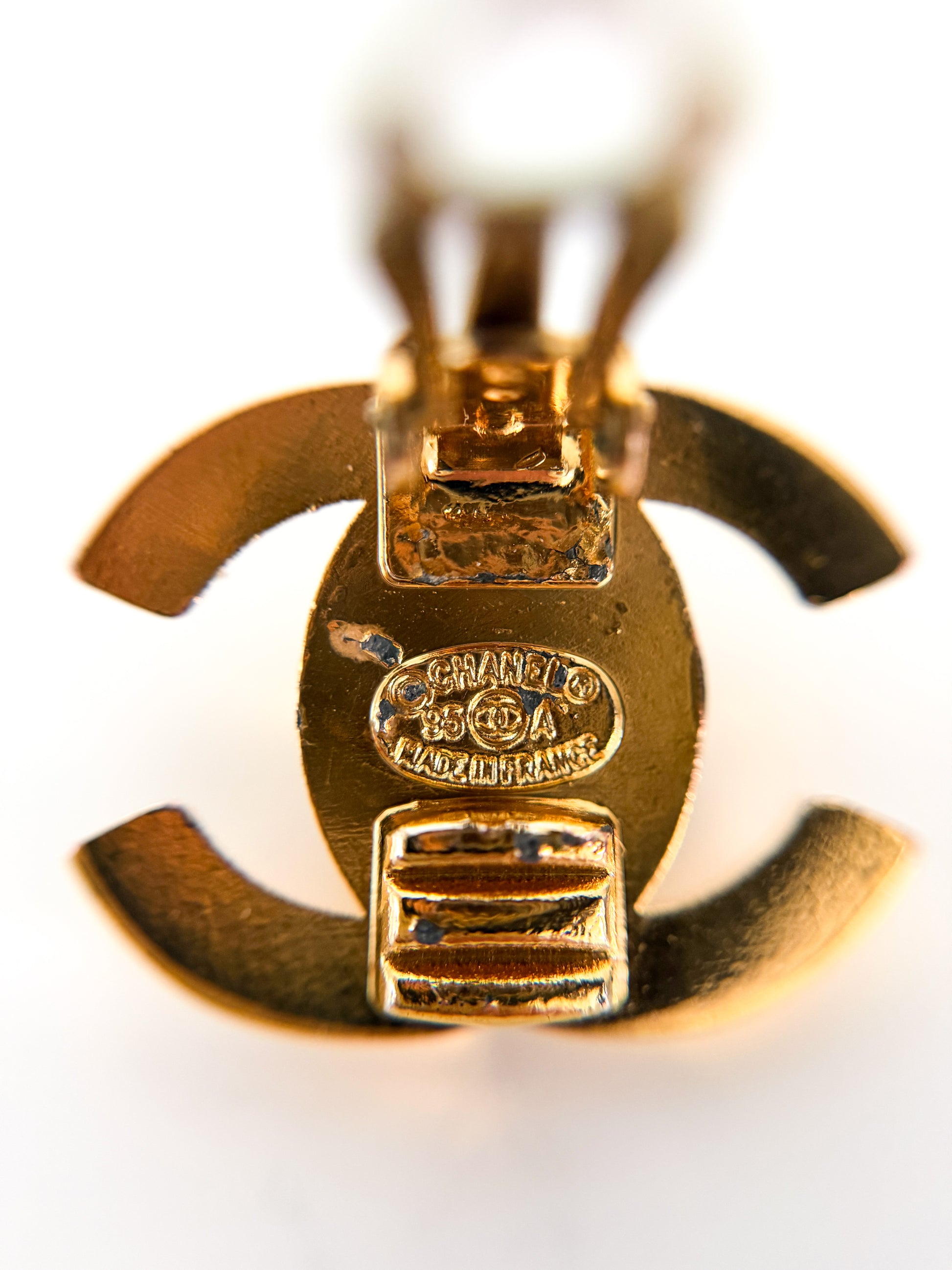 Vintage Chanel 1995 Gold-Plated Clip On Earrings